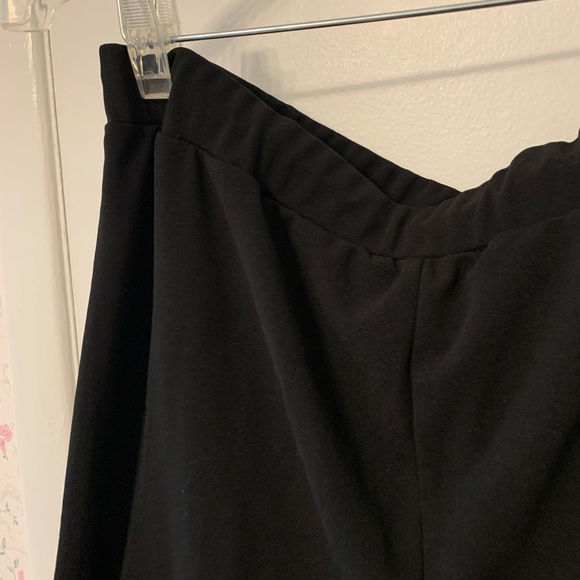 SHEIN Scallop Edge cropped pants - Picture 3 of 3